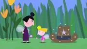 Nanny Plum (li.) muss Prinzessin Holly helfen, denn sie hat Ben in einen Hut verwandelt. Nanny Plum (li.) muss Prinzessin Holly helfen, denn sie hat Ben in einen Hut verwandelt.