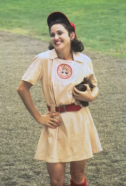 Mae Mordabito (Madonna), sie ist Baseballspielerin bei der Frauenmannschaft "Rockford Peaches".