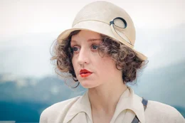 Brigitte Hobmeier (Leni Riefenstahl).