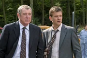 DCI Tom Barnaby (l.: John Nettles), DS Ben Jones (r.: Jason Hughes) DCI Tom Barnaby (l.: John Nettles), DS Ben Jones (r.: Jason Hughes)