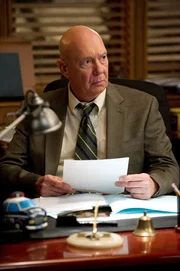 Dann Florek as Capt. Donald Cragen