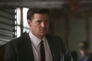 Booth (David Boreanaz).