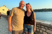 Steven Graumann und seine Frau Saskia Chrismann genießen einen Abend in Rovinj alleine ohne Familie. Steven Graumann und seine Frau Saskia Chrismann genießen einen Abend in Rovinj alleine ohne Familie.