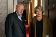 Für Georg Wilsberg (Leonard Lansink) und Hauptkommissarin Anna Springer (Rita Russek) wird es eng, ein weiterer Seminarteilnehmer ist ihnen abhandengekommen. Was geht in dem abgelegenen Schloss vor sich? Für Georg Wilsberg (Leonard Lansink) und Hauptkommissarin Anna Springer (Rita Russek) wird es eng, ein weiterer Seminarteilnehmer ist ihnen abhandengekommen. Was geht in dem abgelegenen Schloss vor sich?