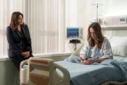 LAW & ORDER: SPECIAL VICTIMS UNIT -- "Imposter" Episode 1803 -- Pictured: (l-r) Mariska Hargitay as Lieutenant Olivia Benson, Paula Marshall as Laura Collett LAW & ORDER: SPECIAL VICTIMS UNIT -- "Imposter" Episode 1803 -- Pictured: (l-r) Mariska Hargitay as Lieutenant Olivia Benson, Paula Marshall as Laura Collett