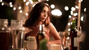 Sarah (Cristin Milioti)