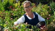 Heute ist Walburga Schillinger Gastgeberin auf ihrem traditionellen Bauernhof im Schwarzwald. Ein besonderes Prachtstück ist der Selbstversorgergarten im Zentrum des Hofes. Heute ist Walburga Schillinger Gastgeberin auf ihrem traditionellen Bauernhof im Schwarzwald. Ein besonderes Prachtstück ist der Selbstversorgergarten im Zentrum des Hofes.