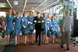 Frank Abagnale jr. (Leonardo DiCaprio).
