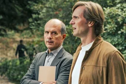 L-R: Dieter (Christoph Maria Herbst) und Lasse (Ulrich Brandhoff)