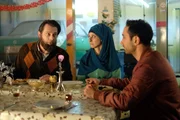 L-R: Erdogan (Hary Prinz), Günsel (Zeynep Buyrac), Musa (Deniz Cooper).