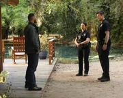 THE ROOKIE - “In the Line of Fire” – Officer Nolan and officer Chen report to a structure fire and suspect that there is more to the situation than meets the eye. Meanwhile, after witnessing a sniper shooting, the team searches for the shooter and discovers that the perpetrator has a connection to one of their own, on an all-new episode of “The Rookie”. MELISSA O’NEIL, NATHAN FILLION THE ROOKIE - “In the Line of Fire” – Officer Nolan and officer Chen report to a structure fire and suspect that there is more to the situation than meets the eye. Meanwhile, after witnessing a sniper shooting, the team searches for the shooter and discovers that the perpetrator has a connection to one of their own, on an all-new episode of “The Rookie”. MELISSA O’NEIL, NATHAN FILLION