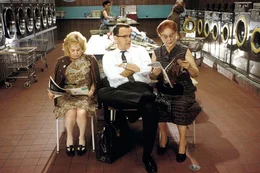 Carl Hanratty (Tom Hanks).