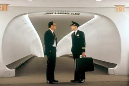 Carl Hanratty (Tom Hanks), Frank Abagnale jr. (Leonardo DiCaprio).