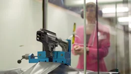 Im Kriminaltechnischen Institut des BKA werden Schusswaffen aus dem 3D-Drucker untersucht und getestet, wie gef&auml;hrlich sie sind.