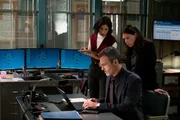 LAW & ORDER -- Szene mit Connie Shi als Detective Violet Yee, Reid Scott als Detective Vincent Riley, Maura Tierney als Lieutenant Jessica Brady. LAW & ORDER -- Szene mit Connie Shi als Detective Violet Yee, Reid Scott als Detective Vincent Riley, Maura Tierney als Lieutenant Jessica Brady.