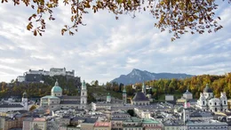 Untersberg , Stadt Salzburg mit Hohenfestung.
