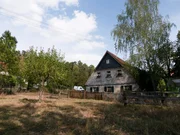 Wir machen eine Reise zu den &auml;ltesten und traditionsreichsten Bauernh&ouml;fen Bayerns, dabei geht es von Marquartstein in den Chiemgauer Alpen nach Riedenburg ins Altm&uuml;hltal, dann nach Bayreuth und schlie&szlig;lich nach Unterfranken. Im Bild: Fenstersch&uuml;rzenhof Bayreuth.