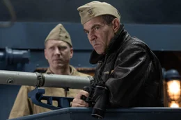 William Halsey (Dennis Quaid, r.)