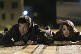 Max (Jason Bateman, l.); Annie (Rachel McAdams, r.)