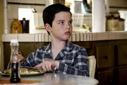 Sheldon (Iain Armitage) Sheldon (Iain Armitage)