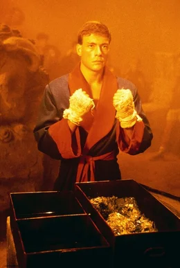 Bei einem gnadenlosen Turnier in Thailand will Kurt (Jean-Claude van Damme) seinen zum Kr&cedil;ppel geschlagenen Bruder im Kampf r%chen.