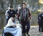 Joe Ashworth (David Leon, l.); Vera Stanhope (Brenda Blethyn, r.) Joe Ashworth (David Leon, l.); Vera Stanhope (Brenda Blethyn, r.)