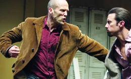 Nick (Jason Statham, l.) kn&ouml;pft sich DeMarco (Milo Ventimiglia), den Peiniger seiner Ex-Freundin Holly, vor. Doch damit legt er sich mit dem Spross einer der m&auml;chtigsten Mafia-Familien an...