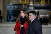 Gloria Delgado (Sofía Vergara), Manny Delgado (Rico Rodriguez). Gloria Delgado (Sofía Vergara), Manny Delgado (Rico Rodriguez).