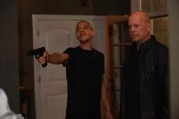 L - R:  Rory Fetter (Theo Rossi), Donnie Fetter (Bruce Willis)