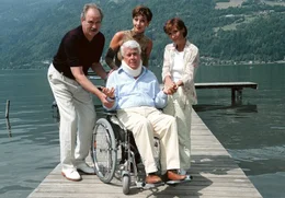 Friedrich von Thun (Heinz Wucher), Peter Weck (Hermann Ladner), Mich&egrave;le Marian (Mia), Susanne Uhlen (Franziska).