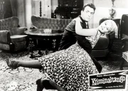 Der Sonnyboy Peter Martens (Peter Alexander) verliebt sich in Inga (Vivi Bach).