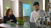 Anna (Marie Zielcke) und Paco (Milos Vukovic) fürchten wegen des U-Bahn-Baus um Konditorei und Schiller. Anna (Marie Zielcke) und Paco (Milos Vukovic) fürchten wegen des U-Bahn-Baus um Konditorei und Schiller.