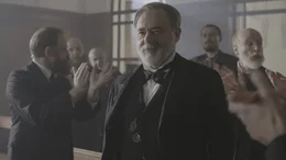 Reenactment Louis Pasteur genie&szlig;t die Anerkennung f&uuml;r seine Forschungsarbeiten.