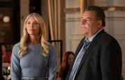 Deanne Janson (Amanda Kloots, l.),Anthony Abetemarco (Steve Schirripa, r.) Deanne Janson (Amanda Kloots, l.),Anthony Abetemarco (Steve Schirripa, r.)