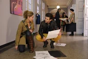 Nina bekommt Hoffnung, dass die Absage der Modeschule tats&auml;chlich ein Versehen war. Nina (Maria Wedig, l.) und Chris Doppler (Frank Ziegler, r.) ...