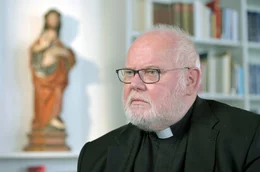 &bdquo;Das hat mich wirklich in meinem Glauben niedergedr&uuml;ckt und mein Verh&auml;ltnis zur Kirche ver&auml;ndert&ldquo;, sagt Kardinal Reinhard Marx, der Erzbischof von M&uuml;nchen und Freising, zu sexuellem Missbrauch im Umfeld der katholischen Kirche.