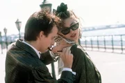 Jim (Robert Joy) muss bei Susan (Madonna) immer mit einer &Uuml;berraschung rechnen ...