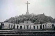 Für das Mausoleum im Tal der Gefallenen in Cuelgamuros ließ Diktator Francisco Franco bis zu 20.000 Gefangene über 20 Jahre schuften. Für das Mausoleum im Tal der Gefallenen in Cuelgamuros ließ Diktator Francisco Franco bis zu 20.000 Gefangene über 20 Jahre schuften.