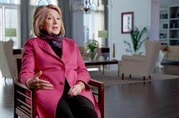 Hillary Clinton war von 2009 bis 2013 US-amerikanische Au&szlig;enministerin, ehe sie 2016 f&uuml;r das Amt der Pr&auml;sidentin kandidierte.