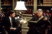 Mike (Michael J. Fox, l.) soll f&uuml;r seinen Chef Winston (Barry Bostwick, r.) den Scheidungsanwalt spielen ...