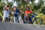 L-R: Max (Jacob Tremblay), Thor (Brady Noon) und Lucas (Keith L. Williams)