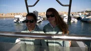 Valeria Sanna und Laura Pireddi fahren jeden Tag mit dem Boot von Porto Torres auf die Insel Asinara. Dort arbeiten sie in einer Auffangstation f&uuml;r verletzte Meeresschildkr&ouml;ten.