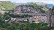 Ulassai liegt im Herzen der Ogliastra. Wer Klettersport und Natur liebt, der kommt hierher.
