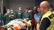 Das BG Klinikum Bergmannstrost in Halle behandelt das Opfer eines schweren Verkehrsunfalls.