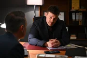 Ben (Jörg Rohde, r.) und Kilian (Marc Dumitru) fühlen sich herausgefordert, als Gabriella sie mit der Lösung eines Problems betraut. Ben (Jörg Rohde, r.) und Kilian (Marc Dumitru) fühlen sich herausgefordert, als Gabriella sie mit der Lösung eines Problems betraut.