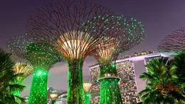 Der h&ouml;chste Dach-Park der Welt und spektakul&auml;re High-Tech-Architektur: Singapur ist die Zukunftsstadt auf dem &Auml;quator.