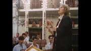 La Maestra bei der Arbeit.