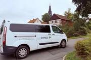Der Bürgerbus der Kultur- und Heimatstiftung sorgt dafür, dass vor allem die Senioren immer mobil sind. Der Bürgerbus der Kultur- und Heimatstiftung sorgt dafür, dass vor allem die Senioren immer mobil sind.