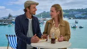Amy Boyd (Friederike Linke) und Kieran Nash (Max Alberti) kommen sich näher. Amy Boyd (Friederike Linke) und Kieran Nash (Max Alberti) kommen sich näher.