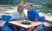 Wasserwandern per Motorboot auf dem Neckar. Wasserwandern per Motorboot auf dem Neckar.